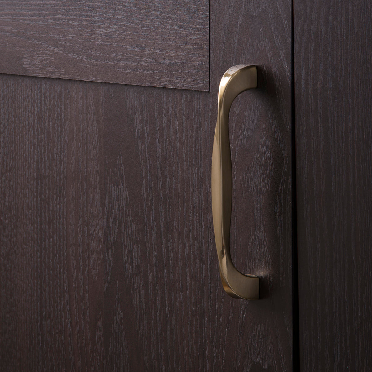 Hickory Hardware Twist Pull 5-1/16 Inch (128mm) Center to Center Hickory Hardware