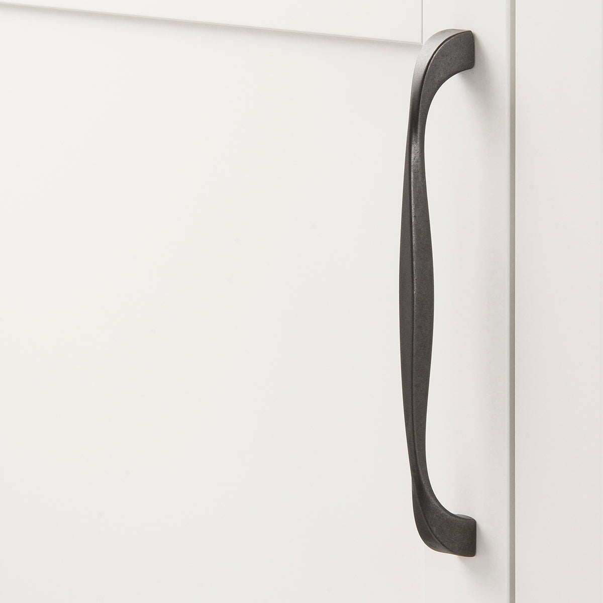 Hickory Hardware Twist Pull 7-9/16 Inch (192mm) Center to Center Hickory Hardware