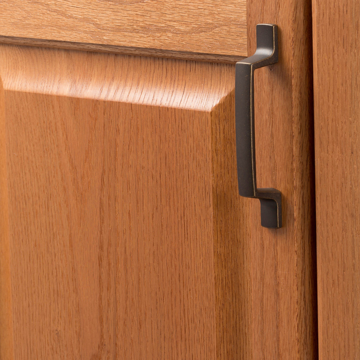 Hickory Hardware Richmond Pull 3 Inch Center to Center Hickory Hardware