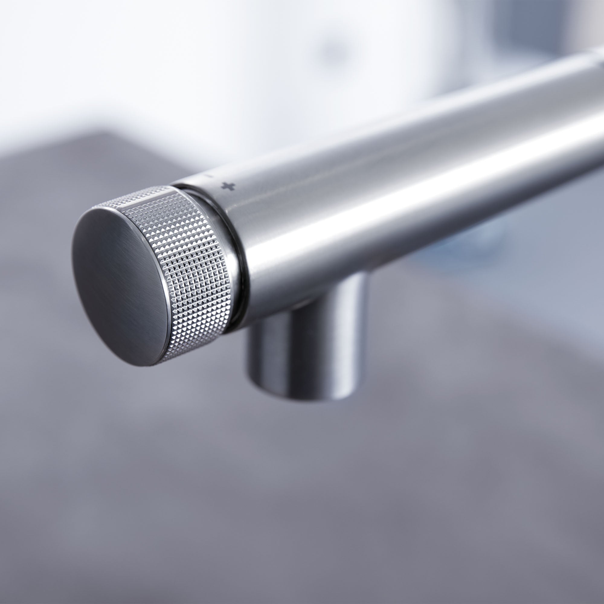 Grohe Smart Control Pull-Out Single Spray Kitchen Faucet 1.75 GPM Grohe