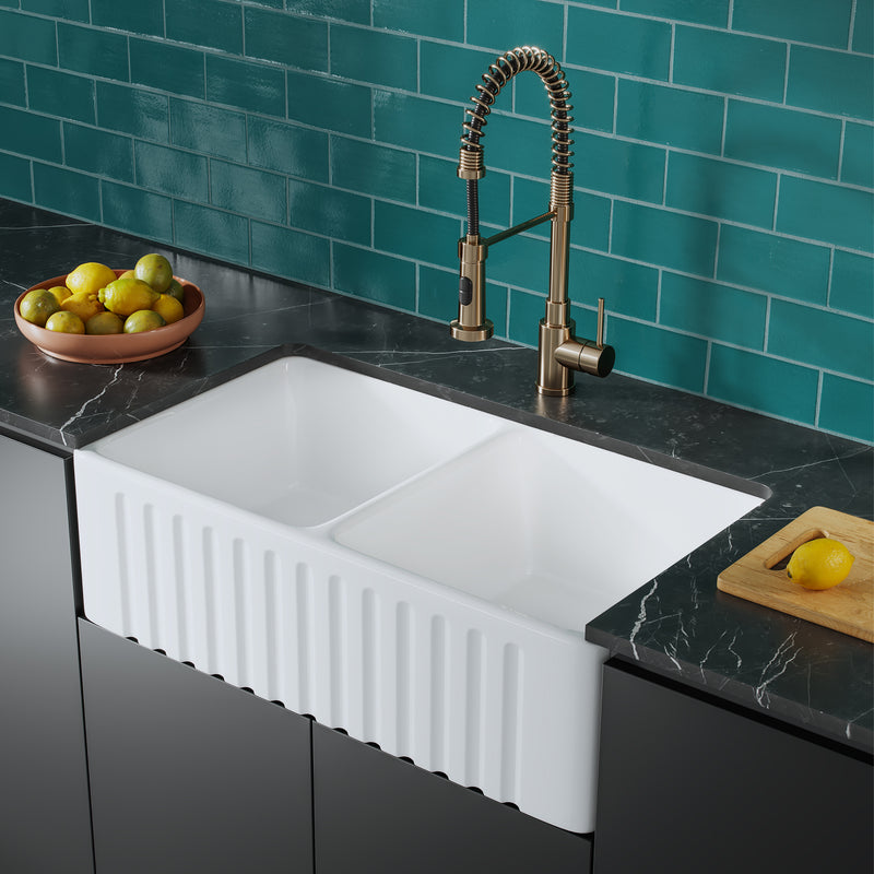 Swiss Madison Delice 34" Double Basin Ceramic Farmhouse Kitchen Sink