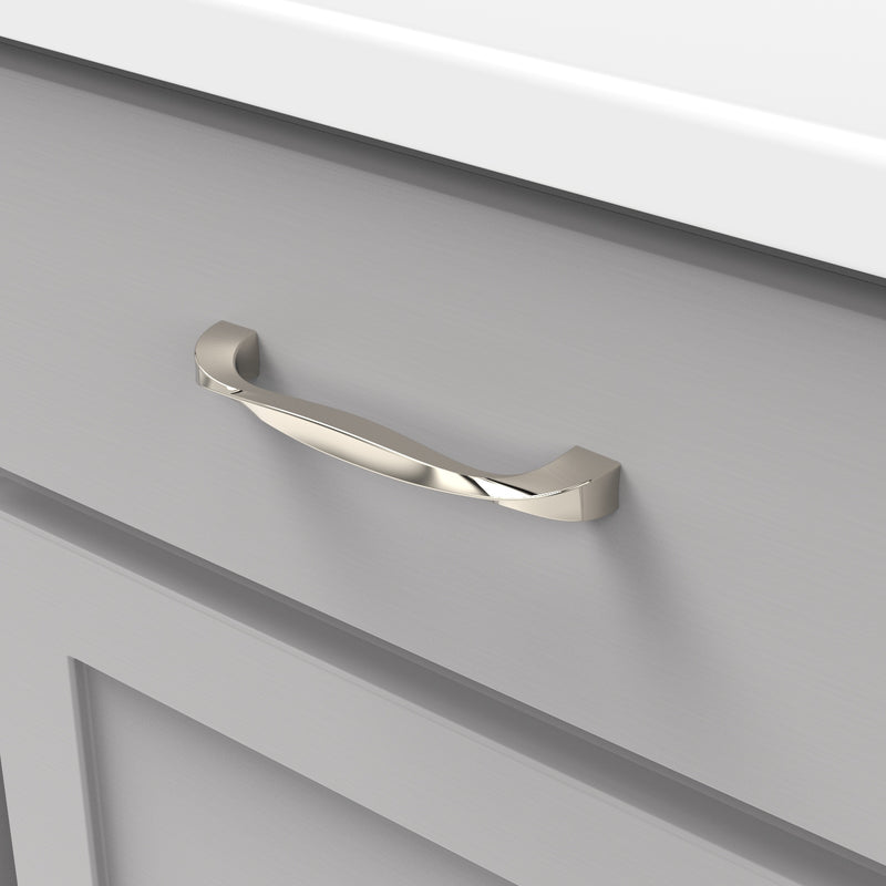 Hickory Hardware Twist Pull 5-1/16 Inch (128mm) Center to Center Hickory Hardware