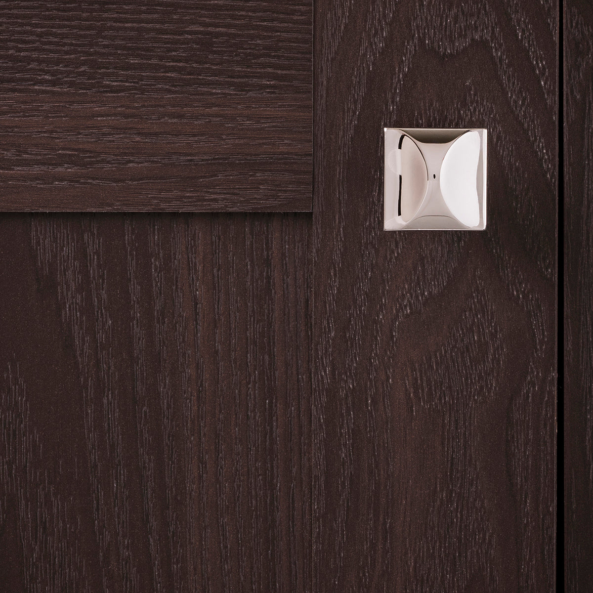 Hickory Hardware Crest Knob 1-1/4 Inch Square Hickory Hardware
